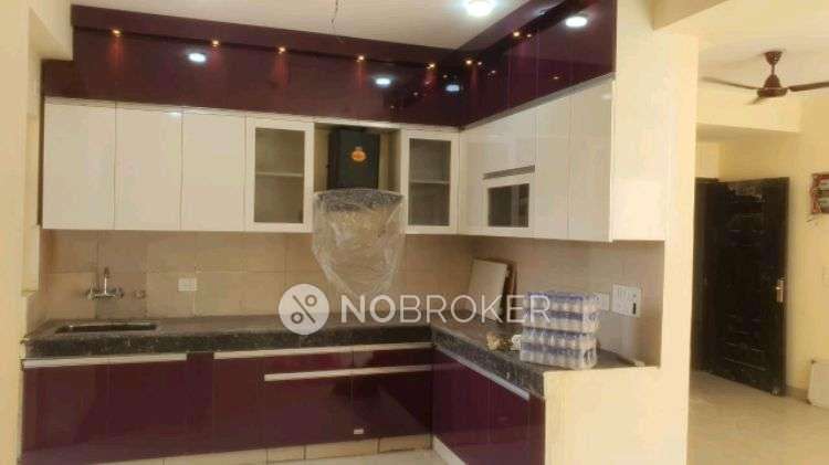 3 BHK Flat In Panchsheel Green2 For Sale  In Panchsheel Greens 2
