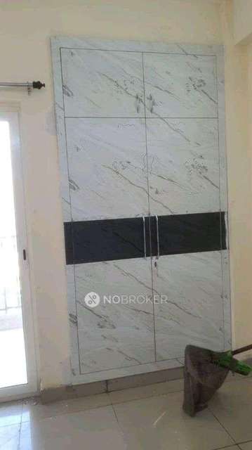 3 BHK Flat In Panchsheel Green2 For Sale  In Panchsheel Greens 2