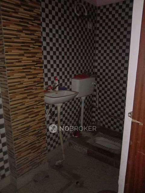 2 BHK Flat In Shubham 3 For Sale  In Ankur Vihar