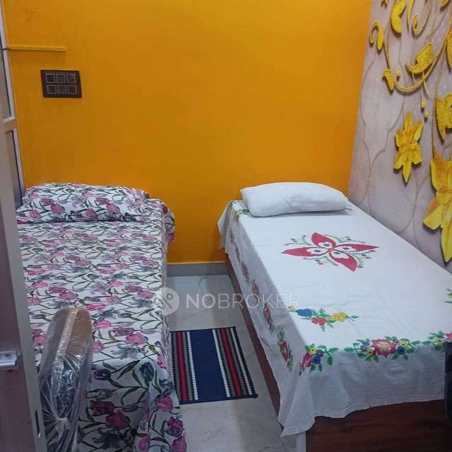 PG for Girls in Shastri Nagar