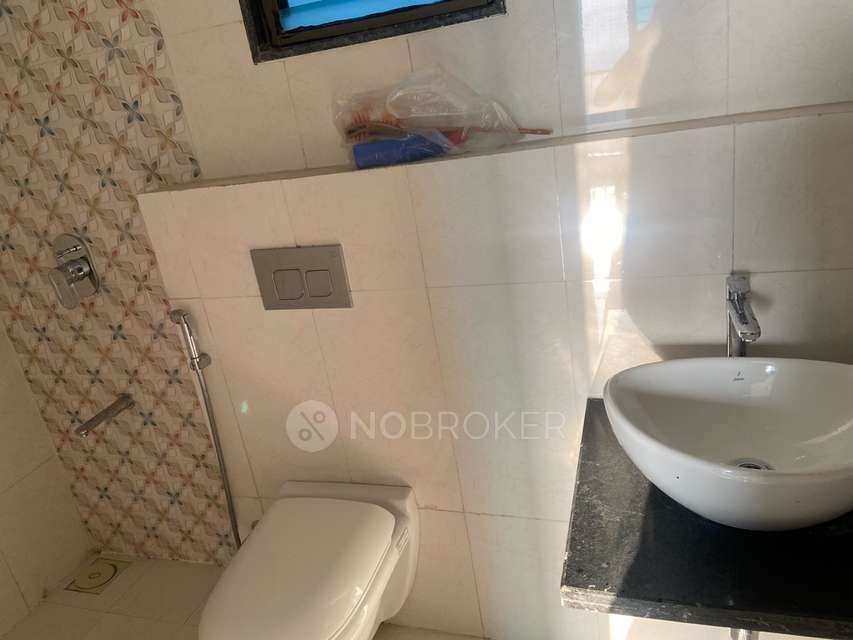 2 BHK Flat In Silver Stone for Rent  In Handewadi