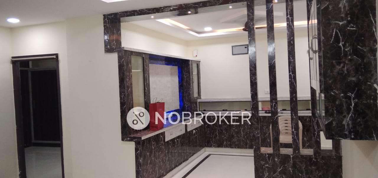 2 BHK Flat In Venkatadhri Heights For Sale  In Chowdariguda,