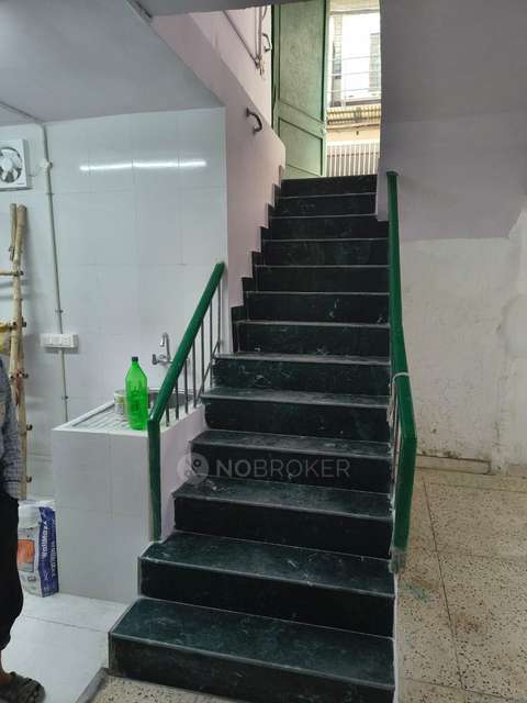 1 RK Flat In Sb for Rent  In South Extension I