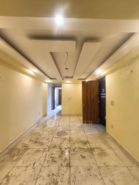 3 BHK Flat In Pragathi Apartment For Sale  In Mahavir Enclave Part 1
