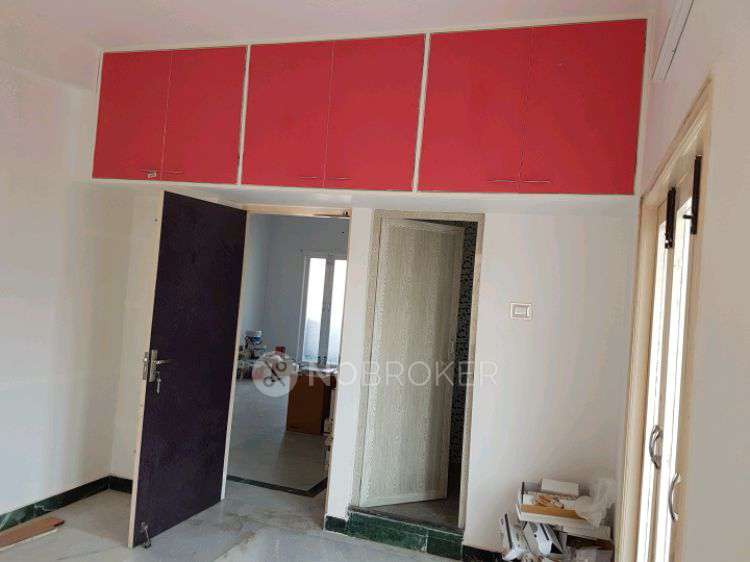 2 BHK Flat In Kumaars Lakshmi Flat For Sale  In Velachery