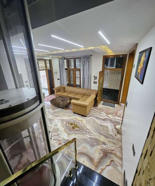 4 BHK Flat For Sale  In Basaweshwar Nagar