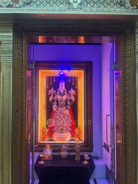 4 BHK Flat For Sale  In Basaweshwar Nagar