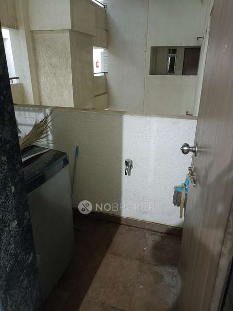 2 BHK Flat In Kolte Patil Little Earth Apartments For Sale  In Pimpri-chinchwad