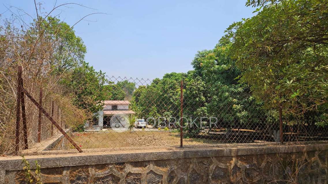 Plot For Sale  In Piccadilly Farms In Neral