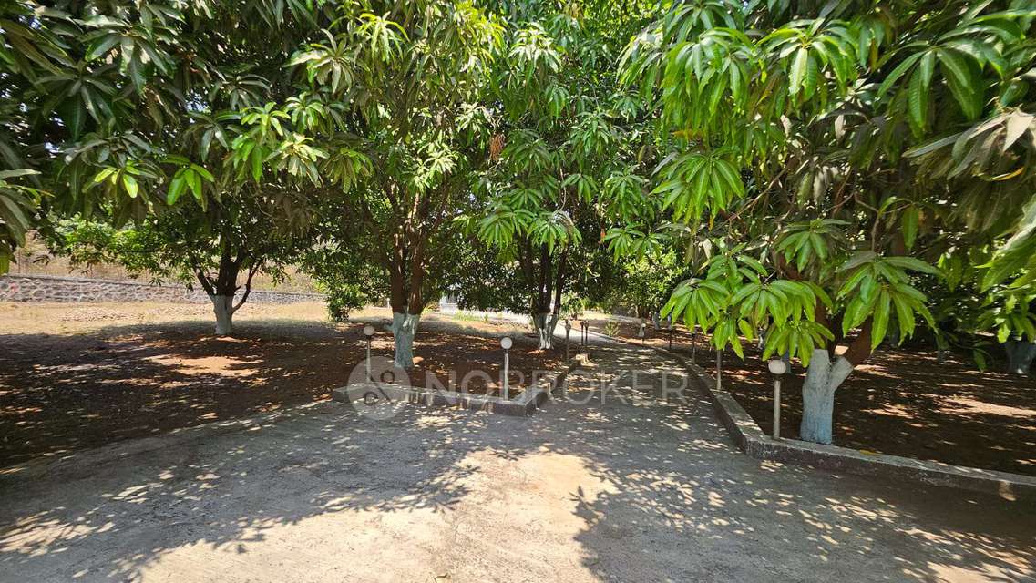 Plot For Sale  In Piccadilly Farms In Neral