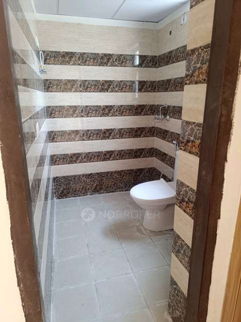 3 BHK Flat In Aims Green  For Sale  In Sector 4