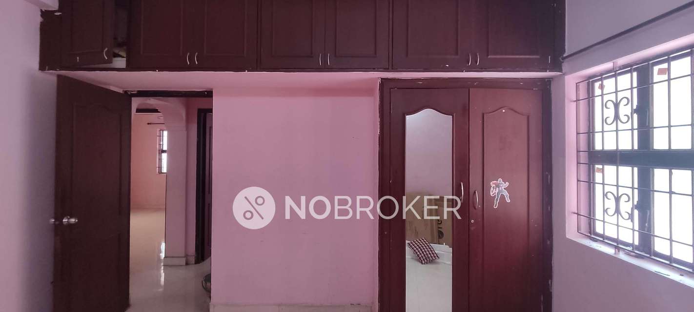 3 BHK Flat In Bhrathiar Kudil   For Sale  In West Mambalam