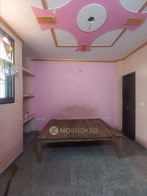 2 BHK Flat for Rent  In Mahavir Enclave
