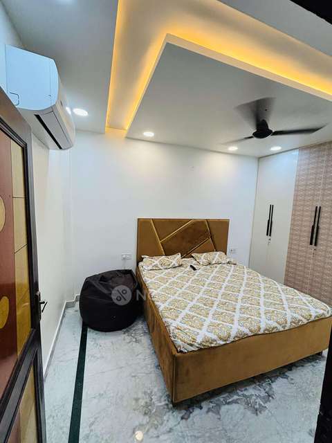 2 BHK Flat In Standlone Building For Sale  In Krishna Nagar