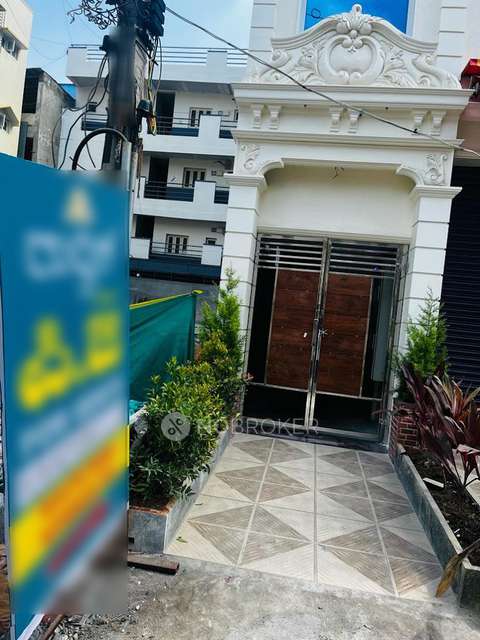 PG for Boys in Wilson Garden