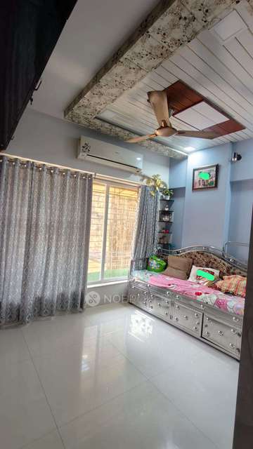 2 BHK Flat In Pearl Hazeline For Sale  In Andheri West