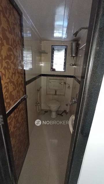 2 BHK Flat In Uday Pre Chs For Sale  In Santacruz East