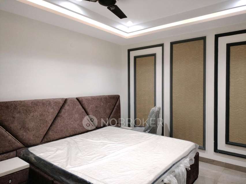 4 BHK Flat In Standlone Building For Sale  In Palam
