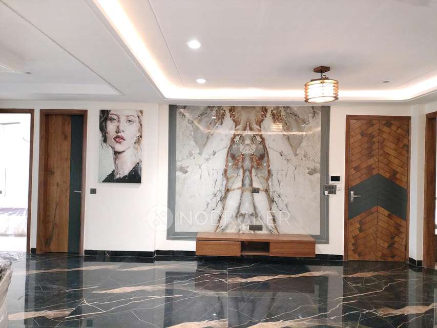 4 BHK Flat In Standlone Building For Sale  In Palam