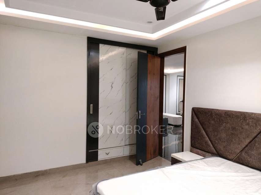 4 BHK Flat In Standlone Building For Sale  In Palam