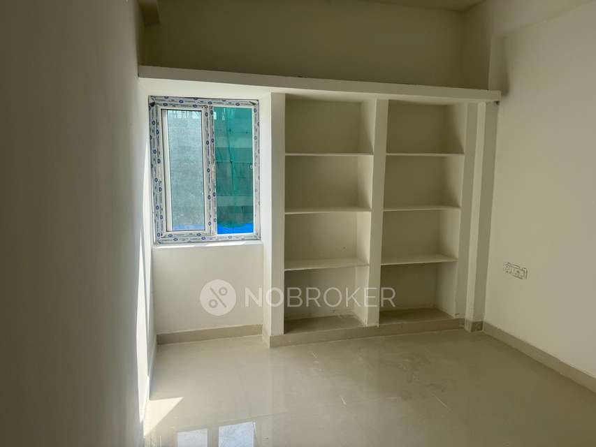 2 BHK Flat In Sripuri Colony, Lalapet For Sale  In Sri-puri Colony