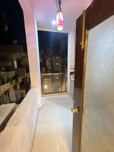 PG for Boys in Sector 5