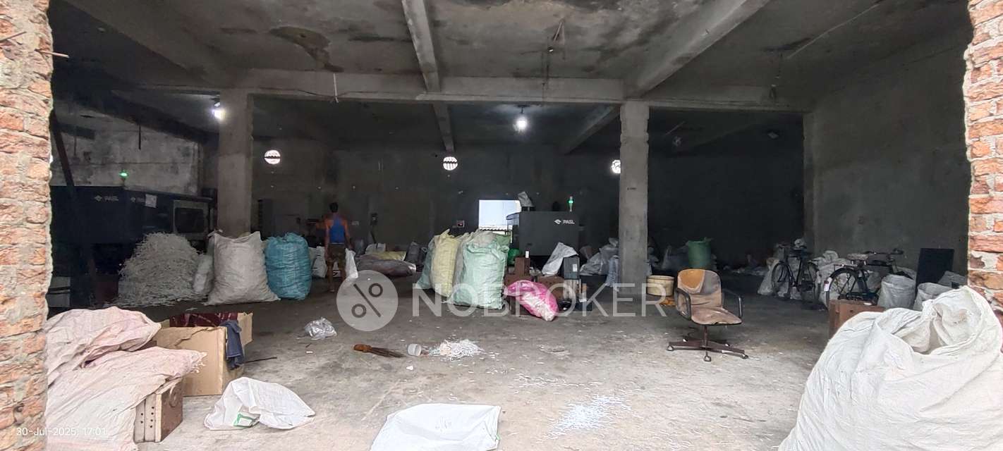 Godown/Warehouse in Bala Nagar, Hyderabad for sale 
