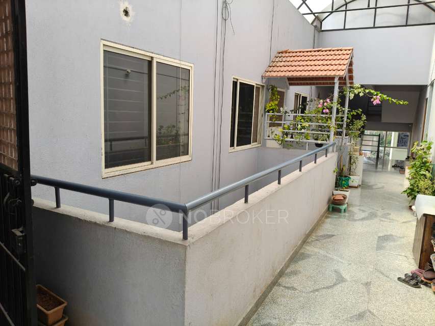 2 BHK Flat In Lakshmi Vihara Apartment, Gottigere For Sale  In Gottigere