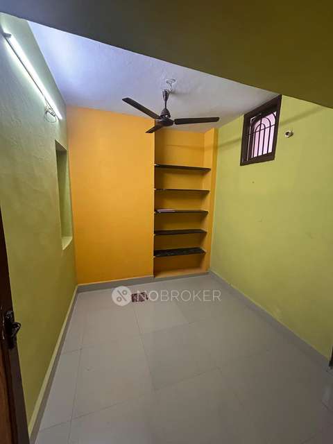 2 BHK Flat In Appartment. For Sale  In Choolaimedu