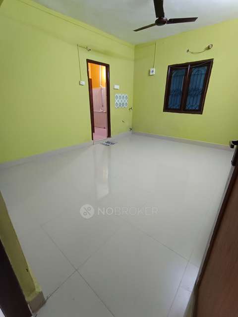 2 BHK Flat In Appartment. For Sale  In Choolaimedu