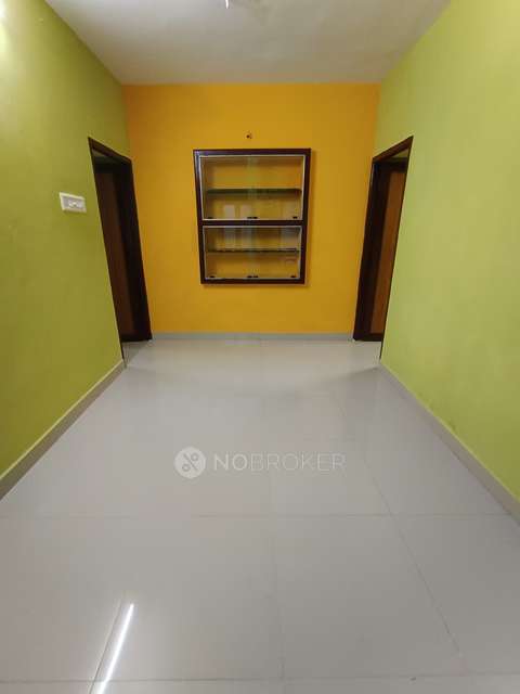 2 BHK Flat In Appartment. For Sale  In Choolaimedu