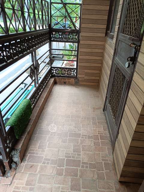 1 BHK House for Rent  In Sector 122