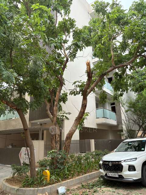 4 BHK Flat In Dlf_floors_gurgaon For Sale  In Sector 24
