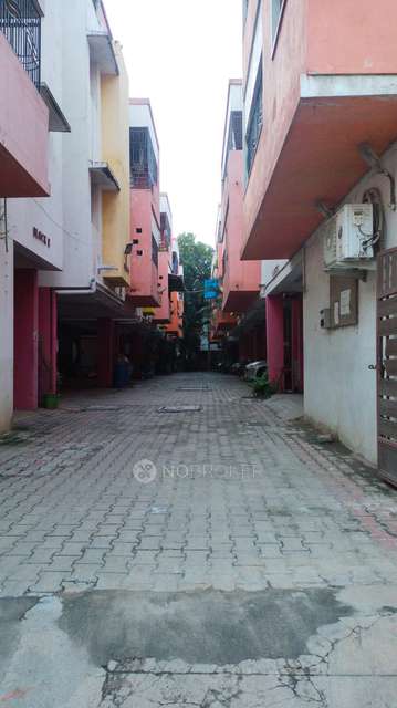 2 BHK Flat In Subashini Gardens Apartments For Sale  In Mannivakkam