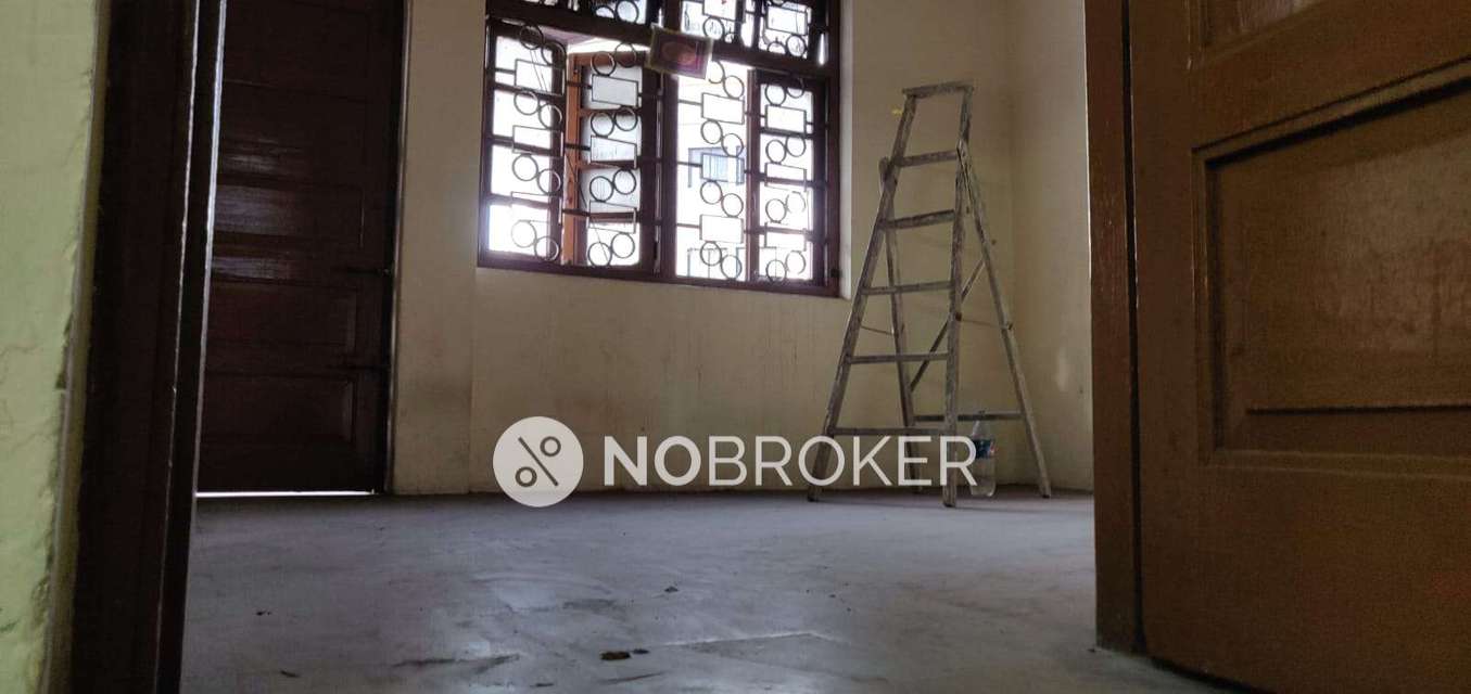 Office Space in Ganesh Peth, Pune for sale 