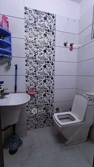 2 BHK Flat In Builder Floor For Sale  In Indirapuram