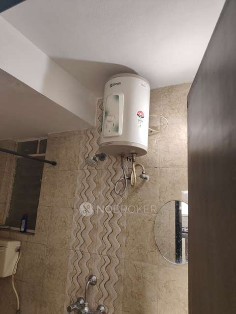 2 BHK Flat In Anita Building for Rent  In Mundhwa