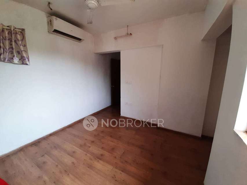 2 BHK Flat In Lodha Lakeshore Greens, Taloja For Sale  In Usarghar Gaon