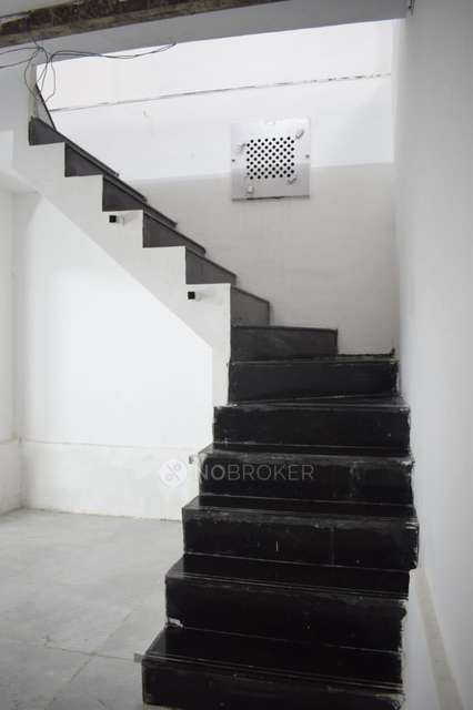 Shop in Rasta Peth, Pune for Rent 