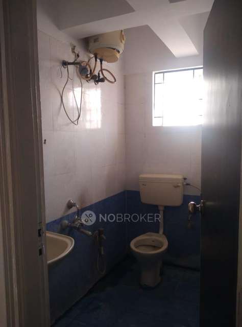 2 BHK Flat In Vandana Coral For Sale  In Btm Layout