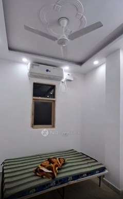 1 BHK House for Rent  In Karol Bagh