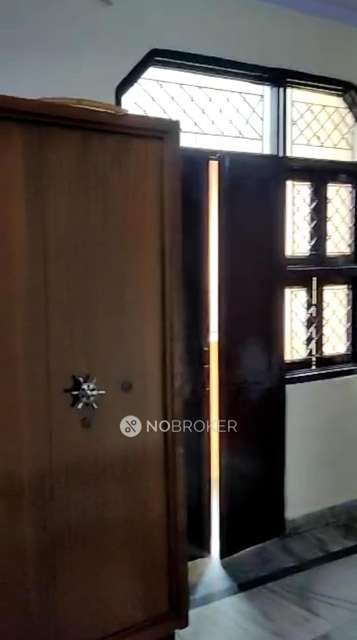 2 BHK Flat In Standalone Building  For Sale  In Shahdara