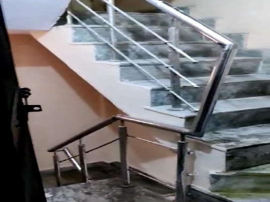 2 BHK Flat In Standalone Building  For Sale  In Shahdara