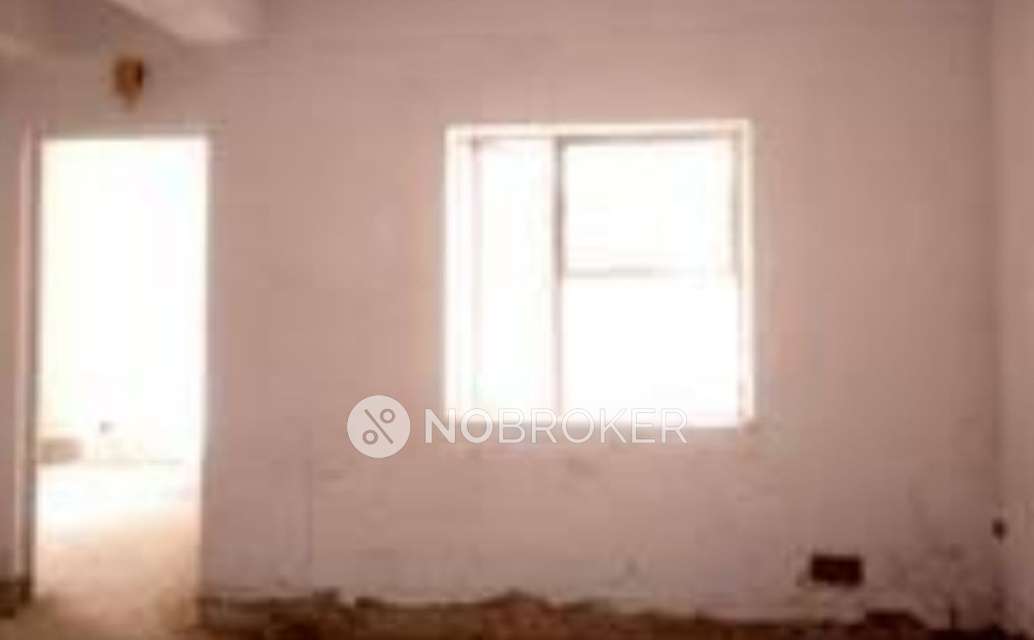 1 BHK Flat In Glorious Apartment For Sale  In Bakkarwala