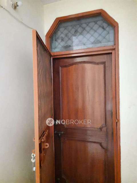 2 BHK Flat In Apartment For Sale  In Shahdara