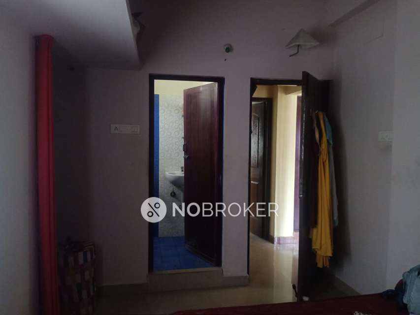 2 BHK Flat In Sathyam Apartment For Sale  In Kolathur