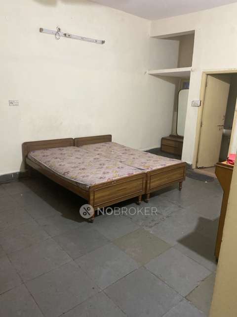 2 BHK Flat for Rent  In Himayat Nagar