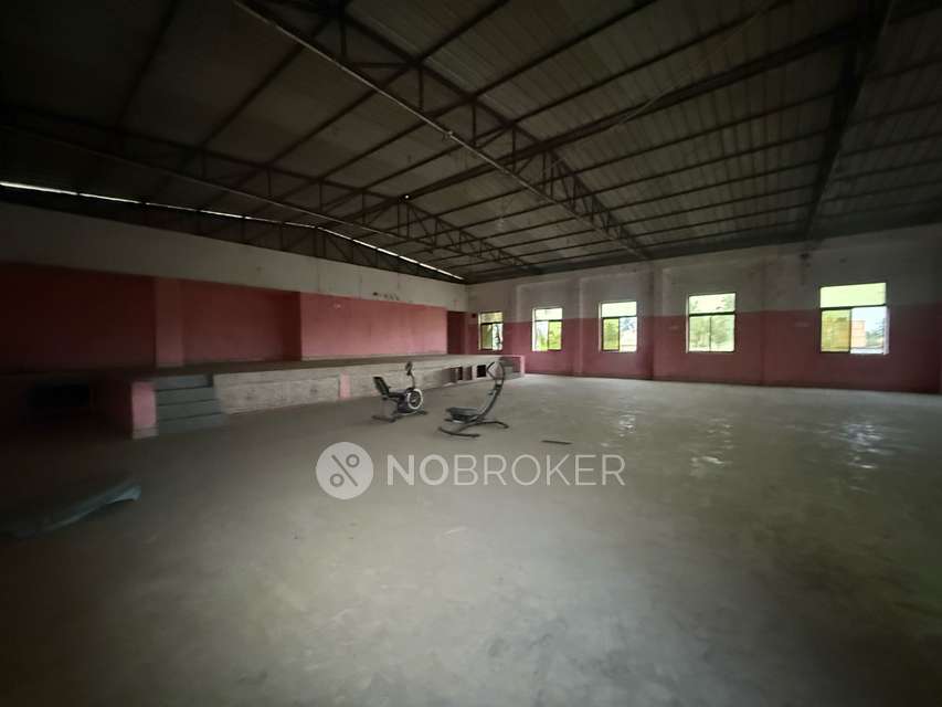 Godown/Warehouse in Nanthiyambakkam, Chennai for Rent 