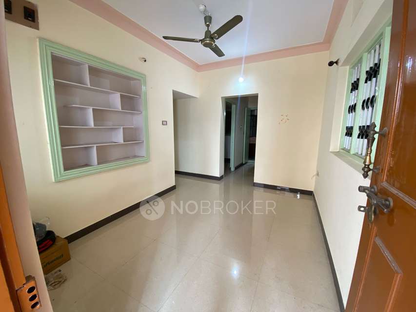1 BHK Flat In Standalone Building  for Rent  In Ejipura