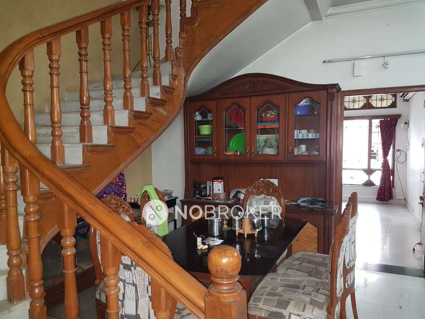 4 BHK Flat For Sale  In Nallakunta